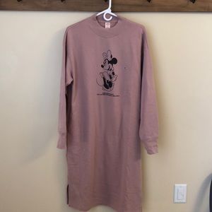 NWT UNIQLO Disney Dress. Mauve Pink, Medium.